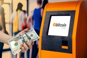 Bitcoiner muestra cómo su hija aprende a usar un cajero de BTC en segundos 